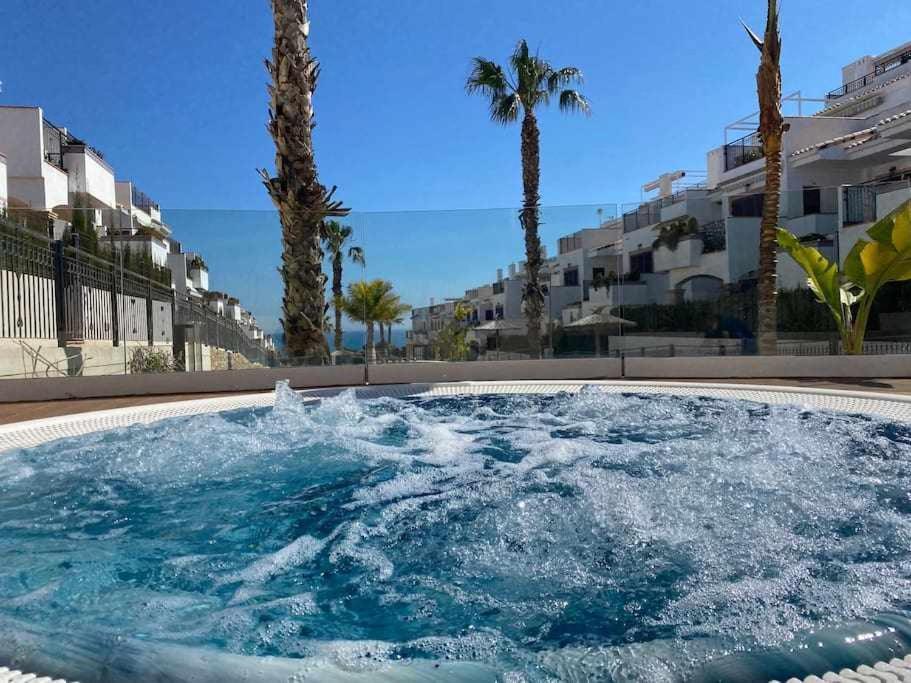 Impresionante Piso En Planta Baja Cerca Al Mar Apartment Torrevieja Exterior photo